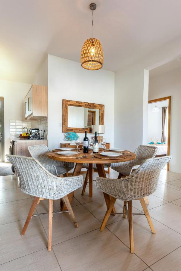 West Wood Holiday Apartment, C6 - Flic En Flac With Pool At A Quiet Location, Beautifully Decorated And Close To The Beach Екстер'єр фото