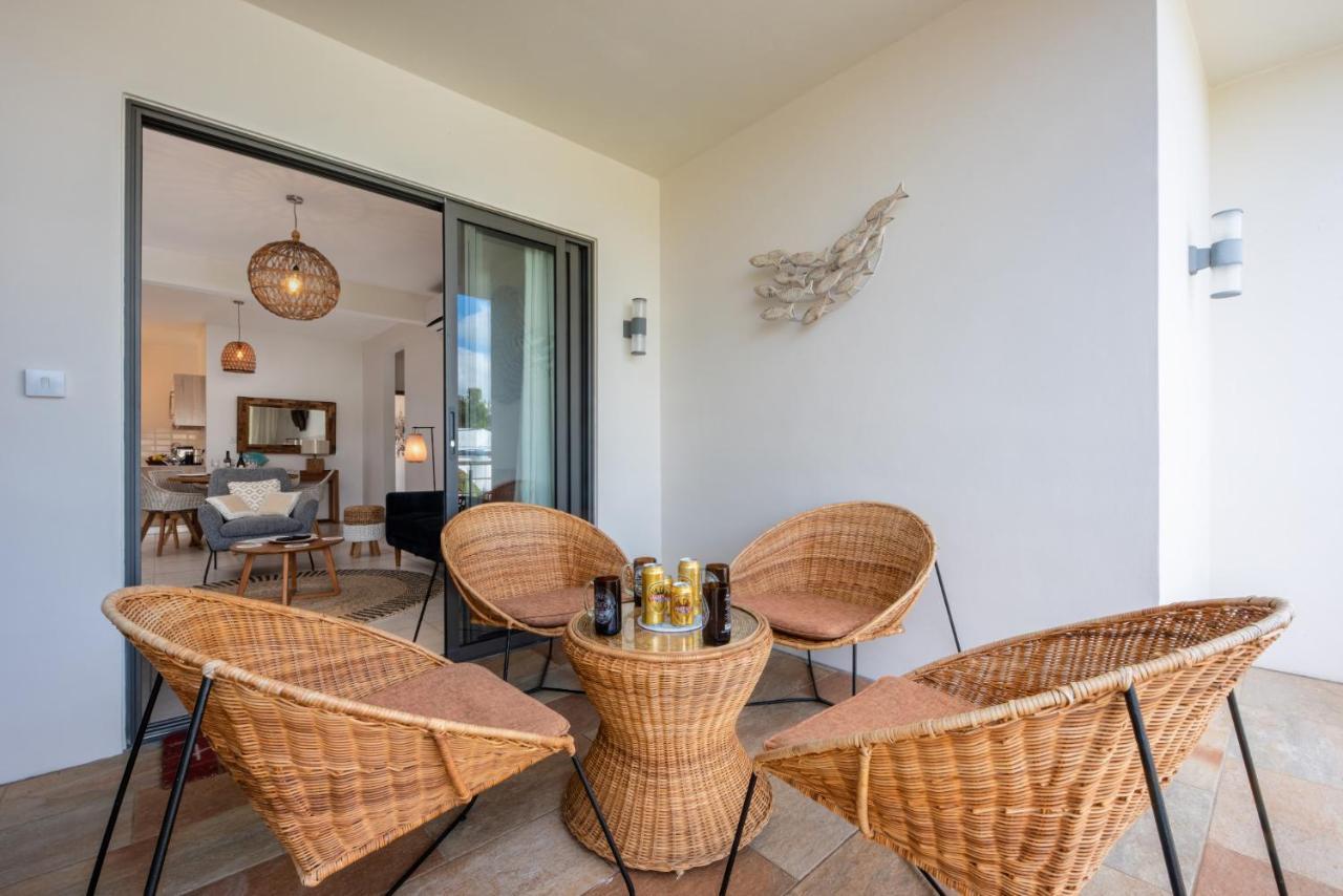 West Wood Holiday Apartment, C6 - Flic En Flac With Pool At A Quiet Location, Beautifully Decorated And Close To The Beach Екстер'єр фото